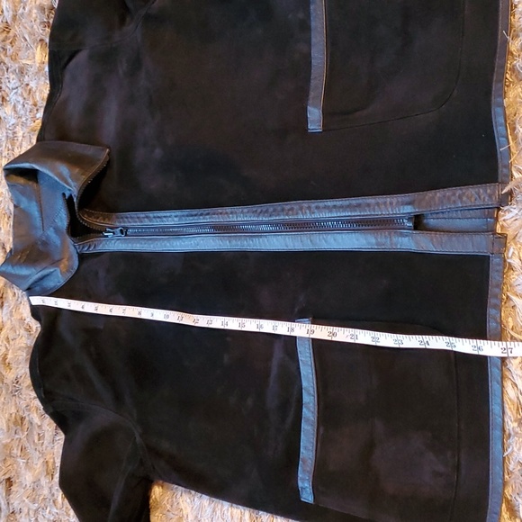 Vintage reversible black leather and suede coat - Picture 6 of 14